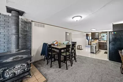 302 Meade Ave, Pueblo, CO 81001 - Photo 6