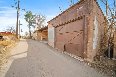 909 E 11th St, Pueblo, CO 81001 - Photo 22