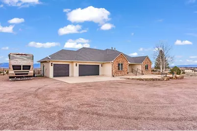 504 S Meredith Dr, Pueblo West, CO 81007 - Photo 6