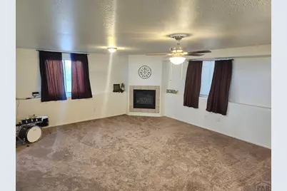 1467 W Plaza De Los Leones Dr, Pueblo West, CO 81007 - Photo 6