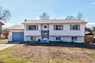 108 Cielo Vista St, Colorado Springs, CO 80911 - Photo 2