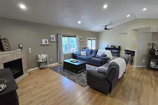 232 Alhambra Dr, Pueblo, CO 81005 - Photo 12