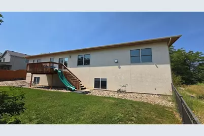 232 Alhambra Dr, Pueblo, CO 81005 - Photo 4