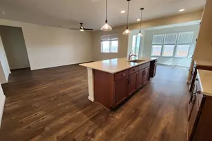 2201 Sunrise Ln, Pueblo, CO 81008 - Photo 6