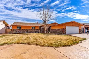 122 Starlite Dr, Pueblo, CO 81005 - Photo 4