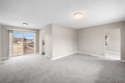 2812 2nd Ave, Pueblo, CO 81003 - Photo 2