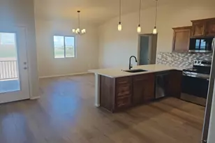 1405 E Dowd Dr, Pueblo West, CO 81007 - Photo 4