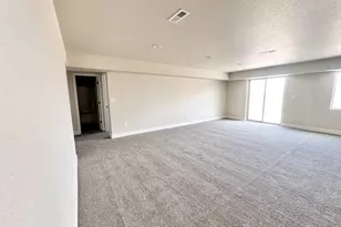 1405 E Dowd Dr, Pueblo West, CO 81007 - Photo 4
