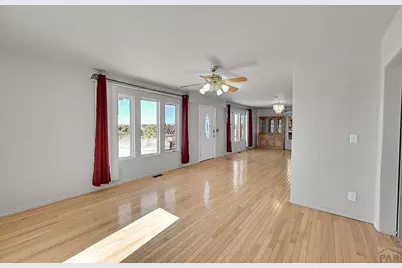 1015 E 3rd St, Pueblo, CO 81001 - Photo 6