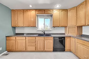 1015 E 3rd St, Pueblo, CO 81001 - Photo 12