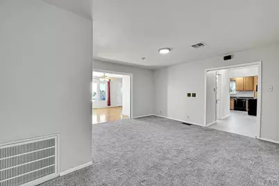 1015 E 3rd St, Pueblo, CO 81001 - Photo 16