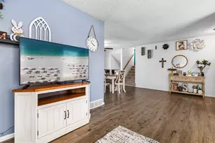 14 Crestaloma Dr, Pueblo, CO 81005 - Photo 4