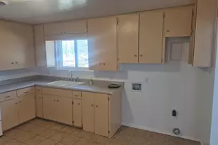 1619 Locust Ave, Rocky Ford, CO 81067 - Photo 6