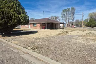 1619 Locust Ave, Rocky Ford, CO 81067 - Photo 2