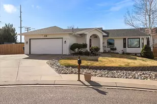 14 Full Moon Ct, Pueblo, CO 81001 - Photo 2