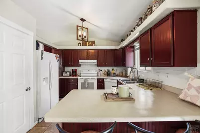 164 E Palmer Lake Dr, Pueblo West, CO 81007 - Photo 10