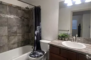964 Peachcrest Dr, Pueblo, CO 81005 - Photo 10