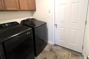 964 Peachcrest Dr, Pueblo, CO 81005 - Photo 12