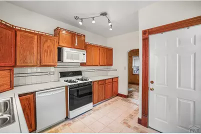 2307 N Greenwood St, Pueblo, CO 81003 - Photo 12