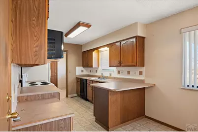 429 E Maher Dr, Pueblo West, CO 81007 - Photo 10