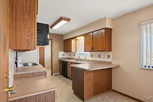 429 E Maher Dr, Pueblo West, CO 81007 - Photo 10