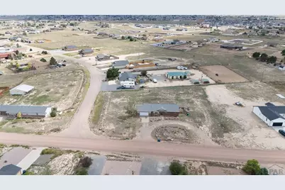 882 N Durango Dr, Pueblo West, CO 81007 - Photo 22