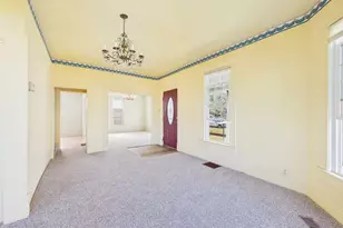 425 W Pitkin Ave, Pueblo, CO 81004 - Photo 8