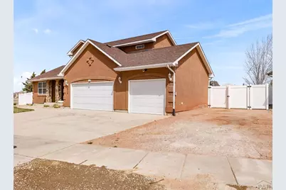 2310 Stone Pine, Pueblo, CO 81005 - Photo 2