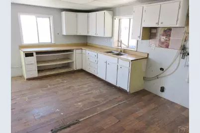 2106 E 8th St, Pueblo, CO 81001 - Photo 4