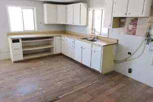 2106 E 8th St, Pueblo, CO 81001 - Photo 4