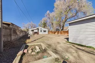 1918 N Santa Fe Ave, Pueblo, CO 81003 - Photo 34