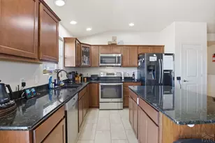 1107 N Kirkwood Dr, Pueblo, CO 81007 - Photo 10