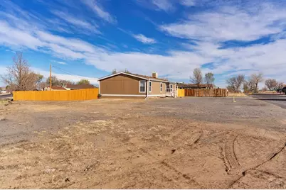 1729 Anthalie St, Pueblo, CO 81006 - Photo 4