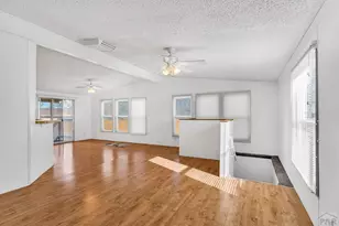 1729 Anthalie St, Pueblo, CO 81006 - Photo 6