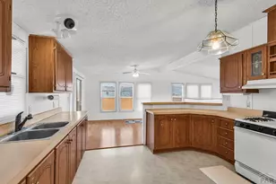 1729 Anthalie St, Pueblo, CO 81006 - Photo 12