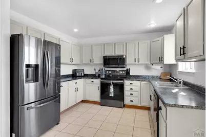 629 S Aguilar Dr, Pueblo, CO 81007 - Photo 4