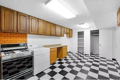 520 Linda Vista Ave, Pueblo, CO 81005 - Photo 32