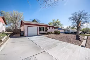 26 Scotland Rd, Pueblo, CO 81001 - Photo 2