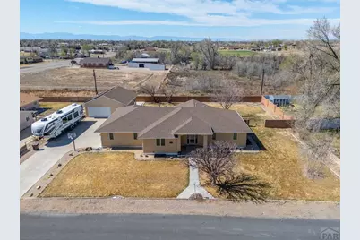 1079 Lynn Dr, Pueblo, CO 81006 - Photo 4