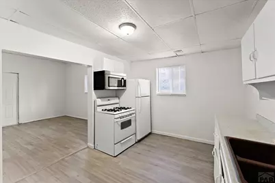 1015 W 13th St, Pueblo, CO 81003 - Photo 4