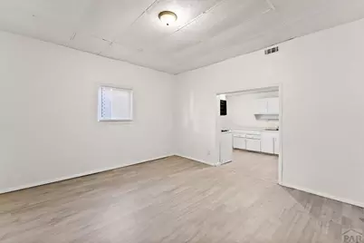 1015 W 13th St, Pueblo, CO 81003 - Photo 2