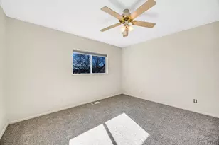 27 Trent Ct, Pueblo, CO 81005 - Photo 16