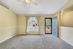 4900 Warbler Ct, Pueblo, CO 81008 - Photo 4