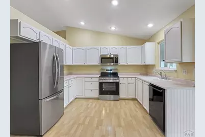 4900 Warbler Court, Pueblo, CO 81008 - Photo 6