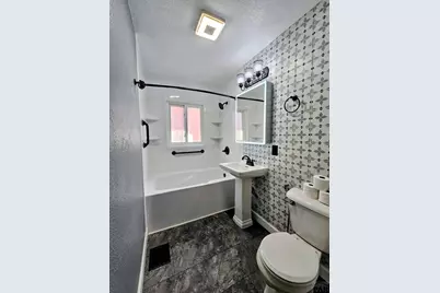 1126 Berkley Ave, Pueblo, CO 81004 - Photo 18