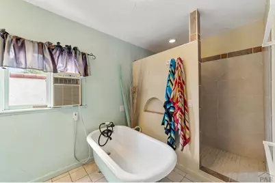 817 E Clarion Dr, Pueblo West, CO 81007 - Photo 36