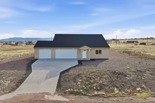 1743 N Heron Dr, Pueblo West, CO 81007 - Photo 26