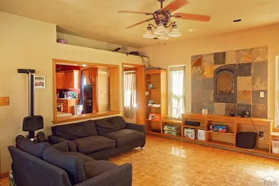 1037 Berkley Ave, Pueblo, CO 81004 - Photo 22
