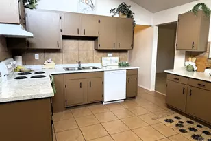 3139 Skyview Ave, Pueblo, CO 81008 - Photo 12