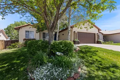 1620 Weatherby Lane, Pueblo, CO 81008 - Photo 2